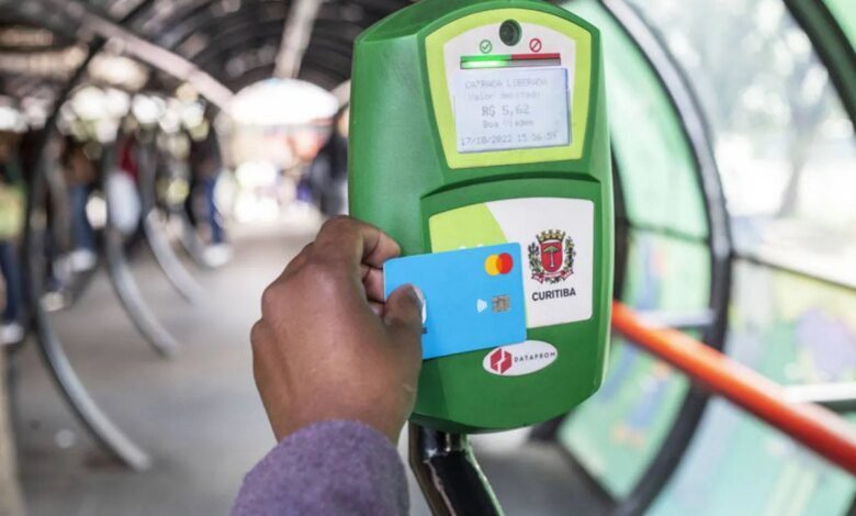 Passagem em Curitiba compensação de pagamentos é regularizado