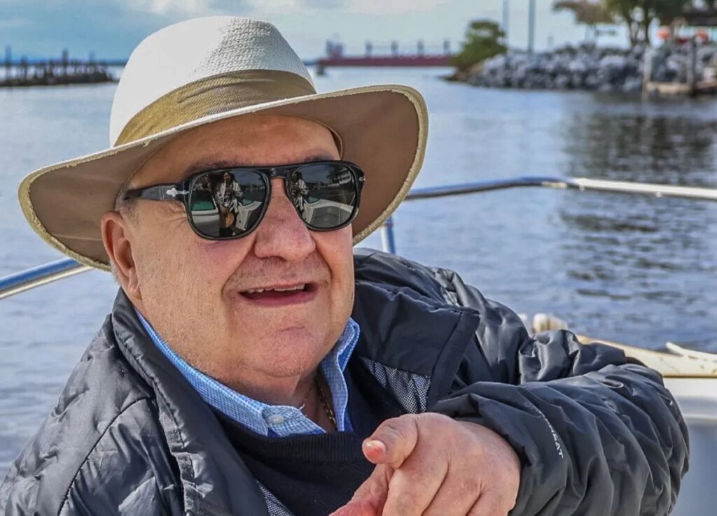 Rafael Greca critica pesquisas eleitorais para 2026 em Curitiba Ex-prefeito de Curitiba, Rafael Greca na bronca com pesquisas pra 2026