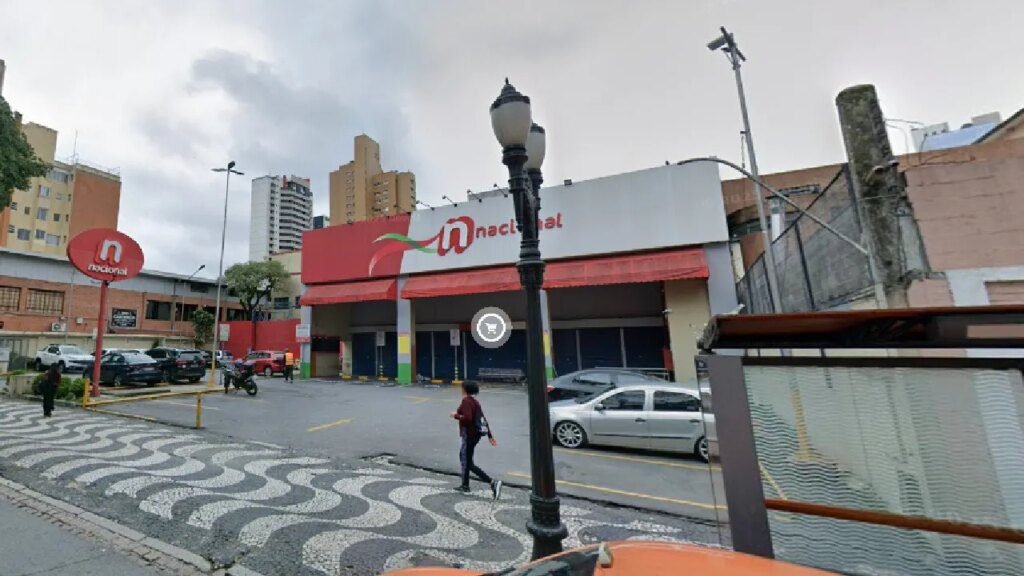 novo supermercado abre no Centro de Curitiba