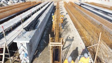 Vigas gigantes serão transportadas para pontes sobre Rio Atuba