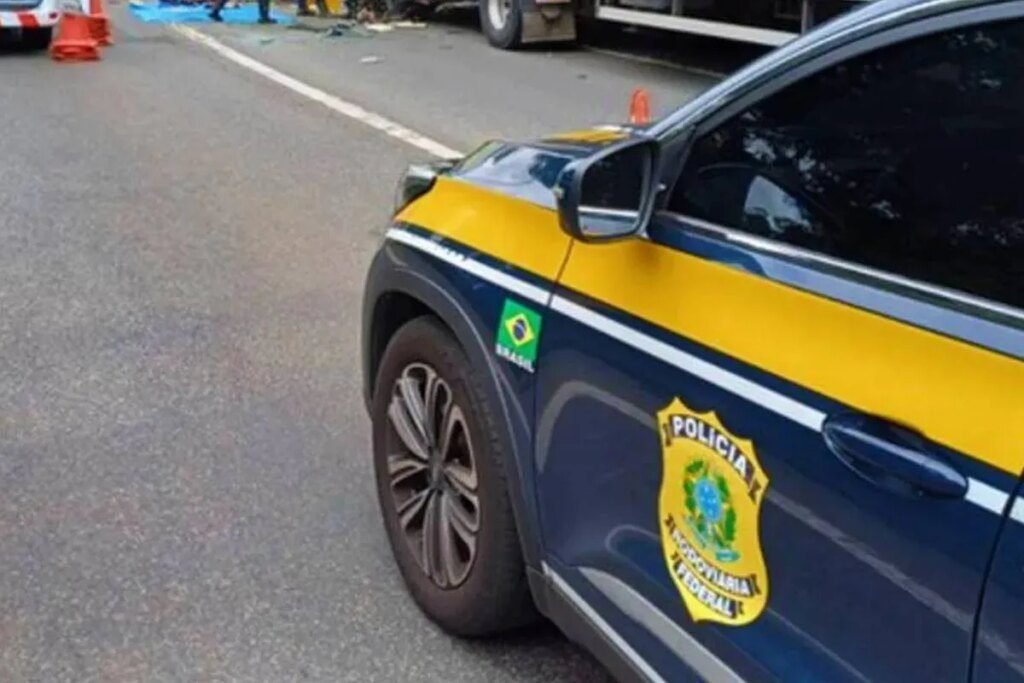 BR-376 tem acidente com faixa interditada sentido Curitiba