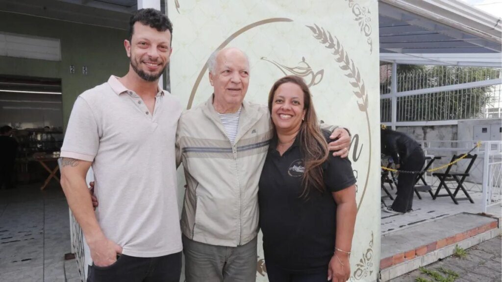 Aladim, ídolo do Coxa, completa 79 anos e deixa legado importante Aladim, ídolo do Coxa, faz 79 anos com legado de gênio além dos gramados