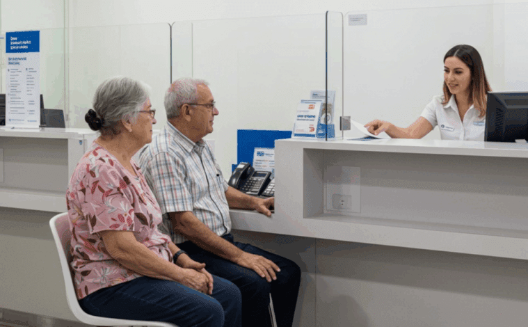 A Prefeitura de Cascavel convoca aposentados para recadastramento previdenciário nas agências da Caixa a partir de outubro de 2025 - Foto: Secom