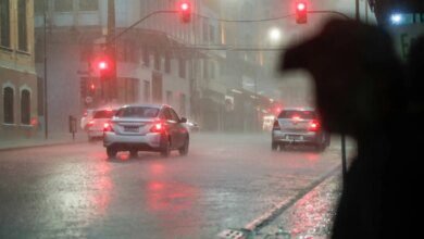 Ciclone extratropical causou estragos e falta de luz em Curitiba