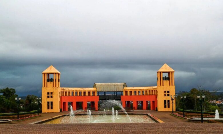 Novo alerta de chuva intensa em Curitiba emitido pela Defesa Civil