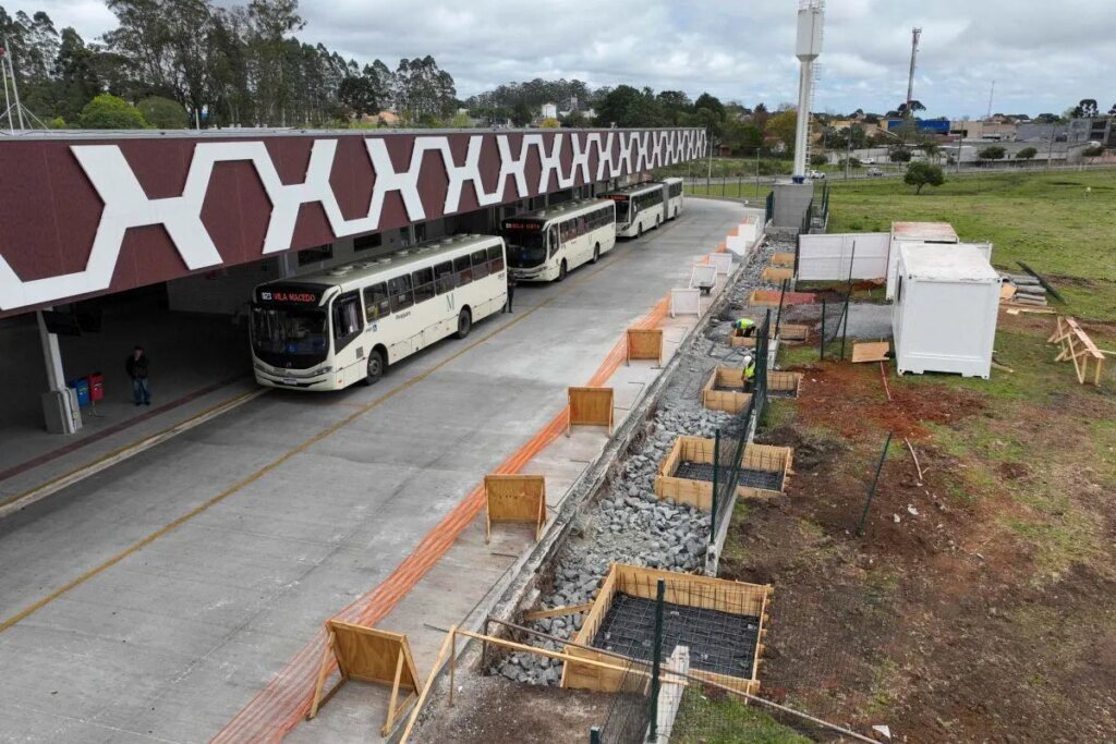 começam obras da garagem no Terminal de Piraquara