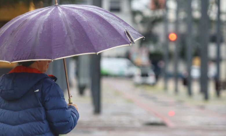 Sol e calor com vida curta; nova frente fria trará chuva ao Paraná