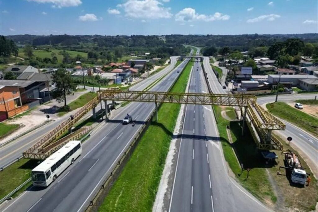 Obras no contorno sul e na PR-423 têm início na Grande Curitiba Obras no Contorno Sul e na PR-423 começam na Grande Curitiba