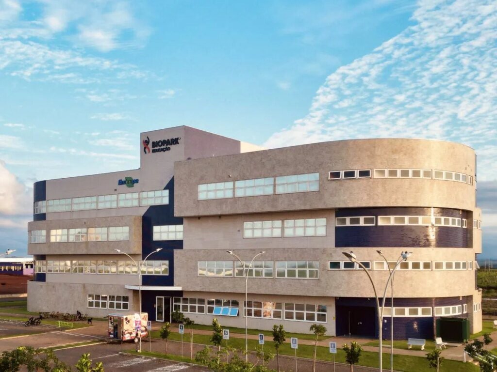 Oeste do Paraná busca se firmar como polo de inteligência artificial Oeste do Paraná quer se consolidar como polo de inteligência artificial
