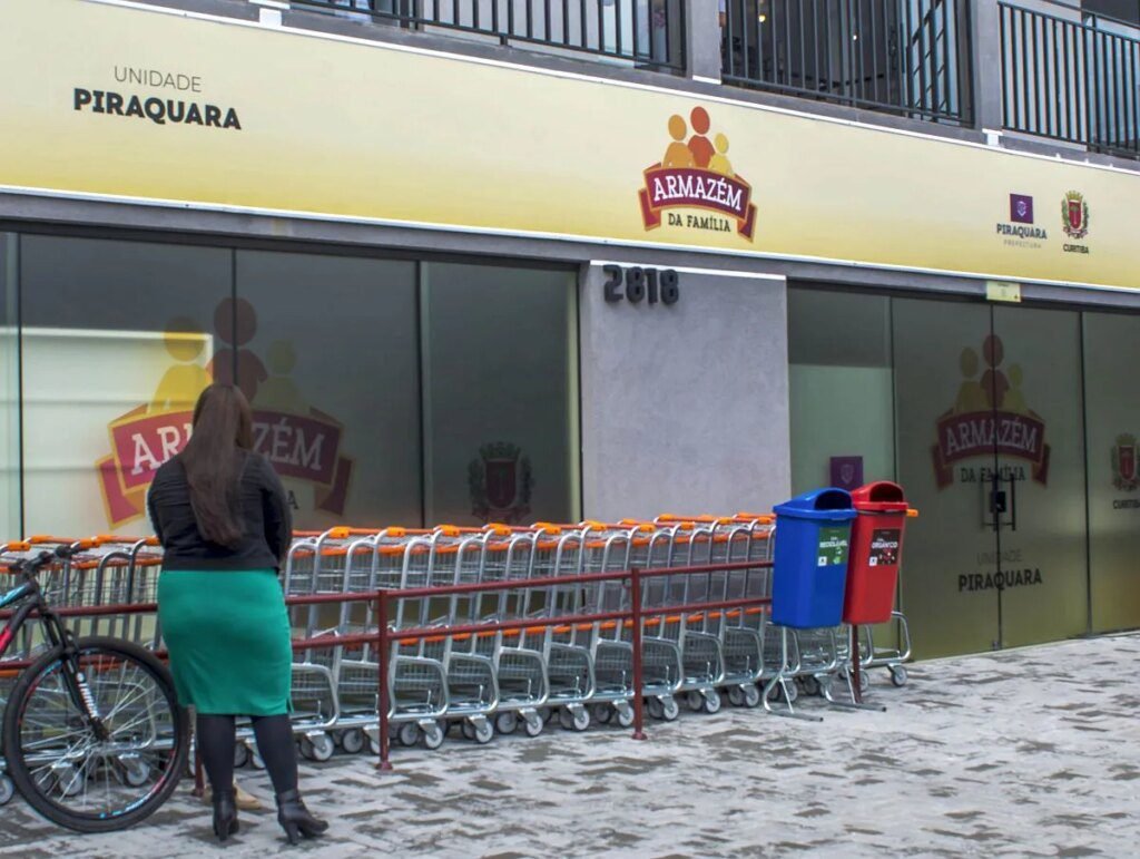 RMC conta com armazéns da família; saiba onde localizá-los RMC também têm Armazéns da Família; veja onde encontrá-los