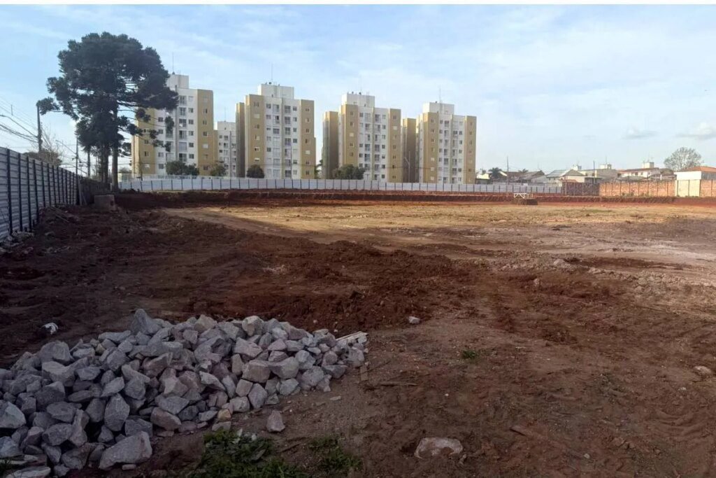 Véio da Havan planeja nova loja em Curitiba para 2026 Véio da Havan anuncia nova loja em bairro de Curitiba para 2026