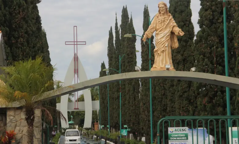 Acesc divulga programação das novenas que antecedem o Dia de Finados em Cascavel - O Paraná
