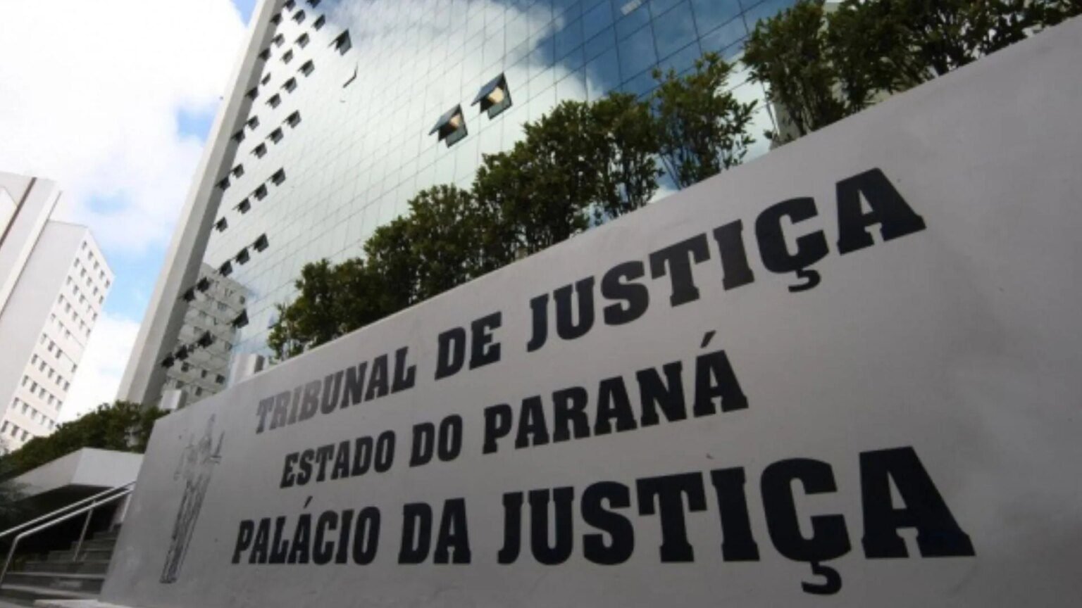 Candidato questiona nota em redação e diz que IA pontuou mais