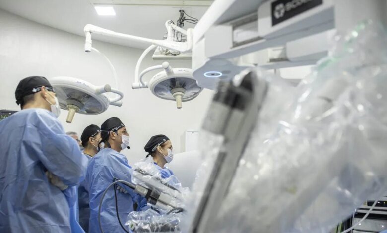Cirurgia inédita entre Paraná e Kuwait conquista recorde mundial