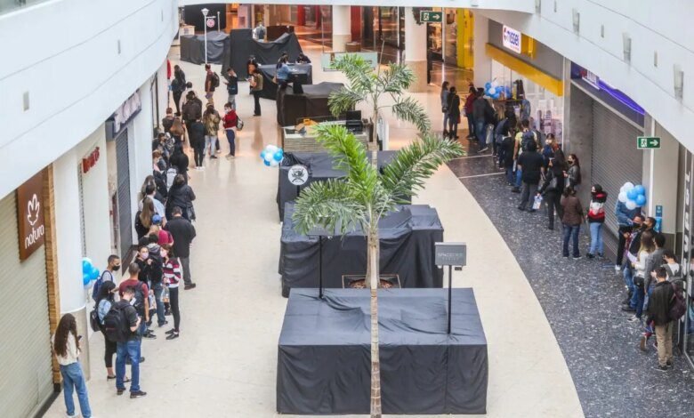 Curitiba tem mutirão com 500 vagas no comércio para o fim de ano