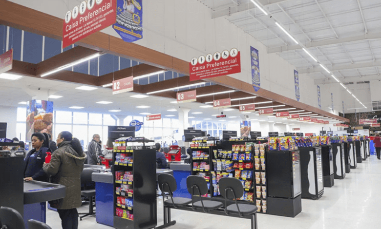 Curitiba ganha quase 300 novos supermercados em 2025