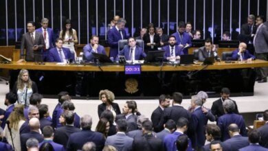 Dois deputados do Paraná não votaram pela isenção do Imposto de Renda