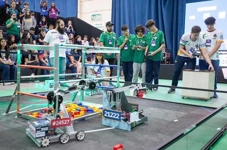 Estudantes de Cascavel participam do torneio Sesi de robótica Foto: Divulgação