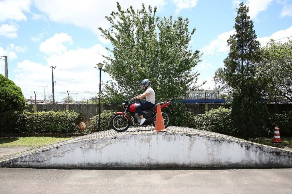 Exames práticos no Paraná não terão mais rampa