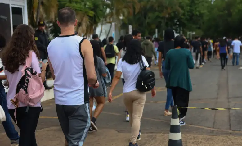 Inscreva-se no processo seletivo do Fies para 2025 e conheça as regras e prazos do edital publicado pelo MEC - Foto: Jose Cruz/Agência Brasil