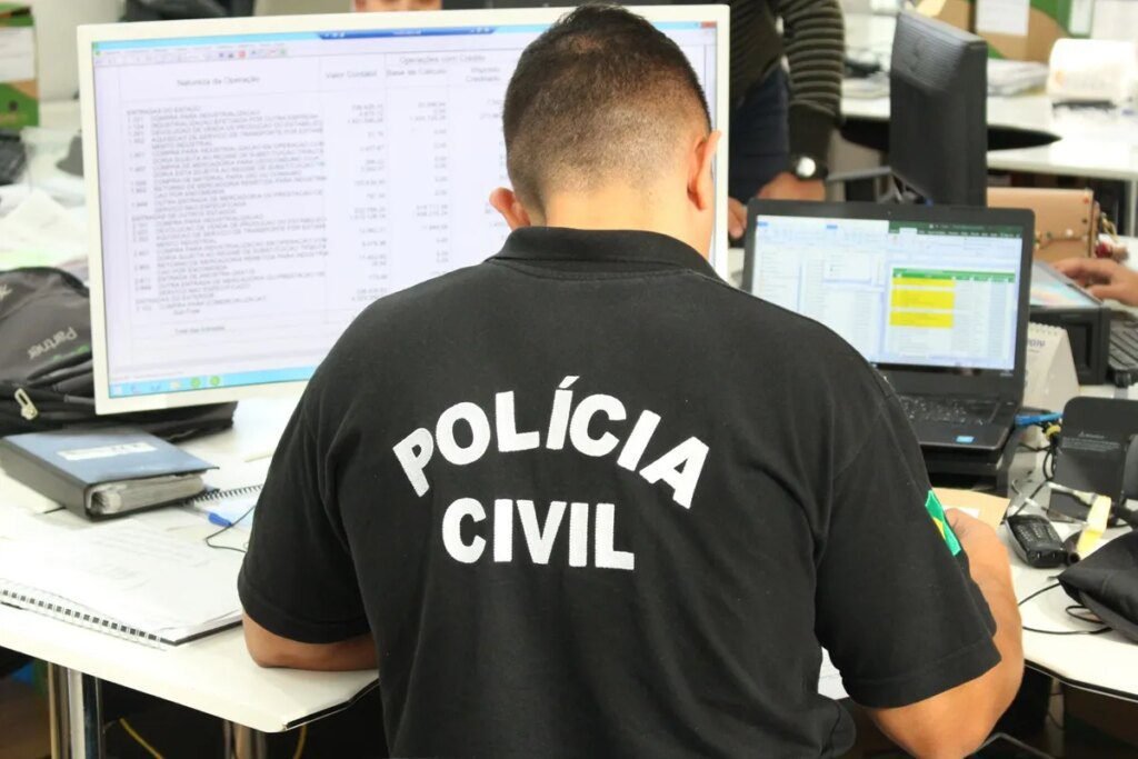Polícia Civil do Paraná oferece 80 vagas de estágio Polícia Civil abre mais de 80 vagas de estágio no Paraná