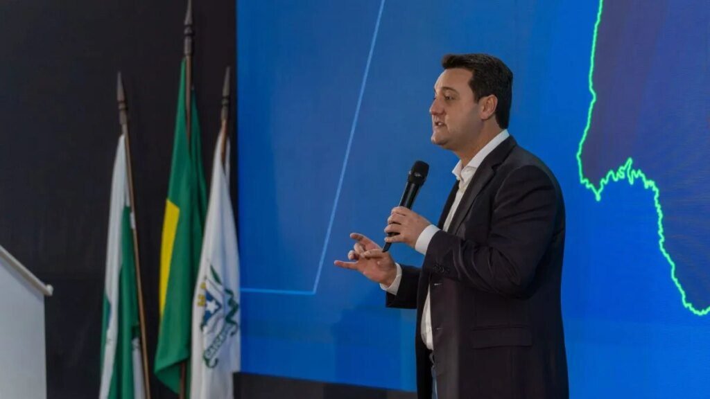 Ratinho Júnior celebra cotação para candidatura à Presidência Ratinho Júnior está “muito feliz” por ter nome cotado à Presidência