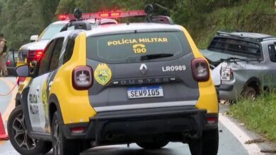 Sequestro em Colombo termina em acidente e morte de suspeito