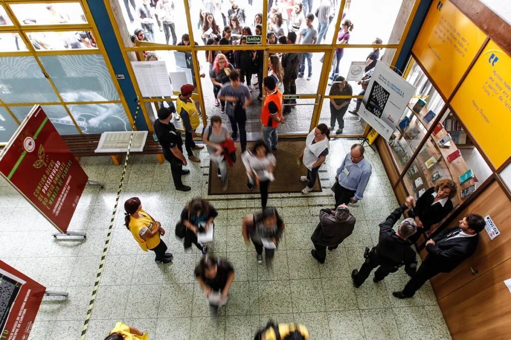 UFPR planeja vestibular em fase única a partir de 2026 UFPR pretende retomar vestibular em fase única a partir de 2026