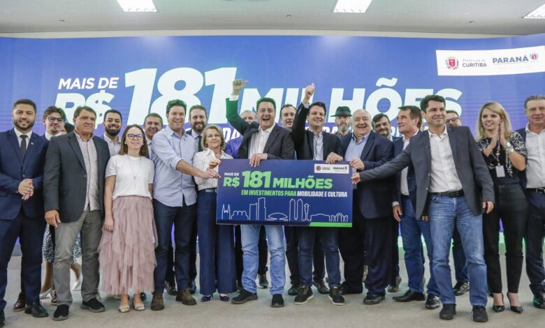 Curitiba recebe R$ 181 milhões para obras de mobilidade e cultura