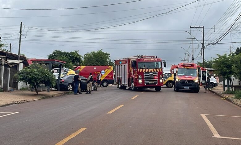Viatura da PM se envolve em acidente durante perseguição na Região Norte de Cascavel - O Paraná