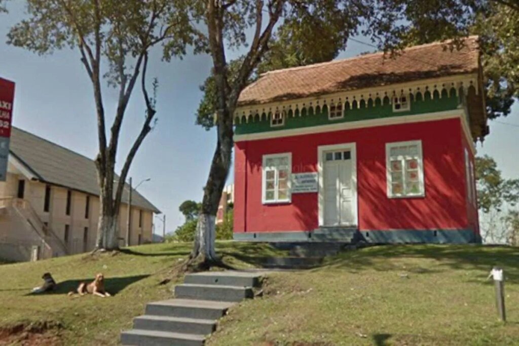 Ícone em bairro de Curitiba, casarão de 1876 ganhará nova função