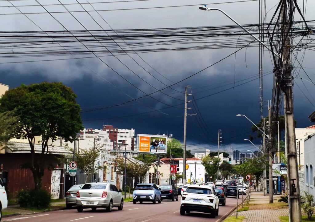 Temporais e enchentes preocupam 62% dos moradores de Curitiba