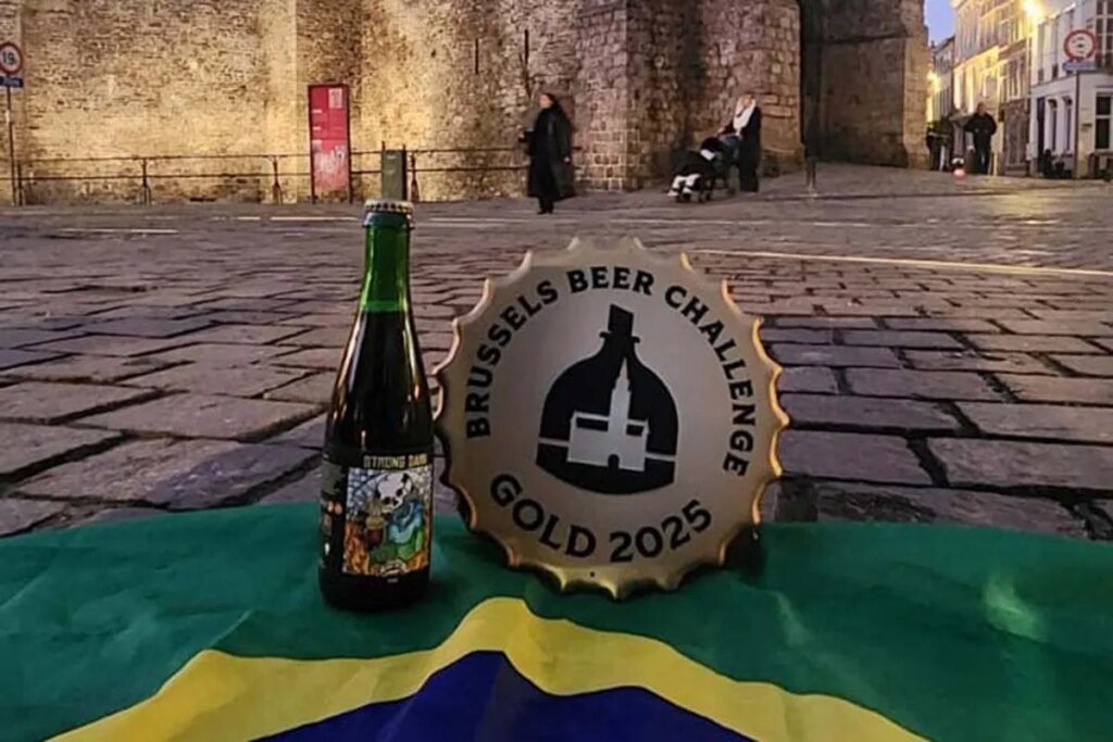 Cerveja do Paraná é premiada com ouro em competição global Cerveja paranaense ganha ouro em competição mundial