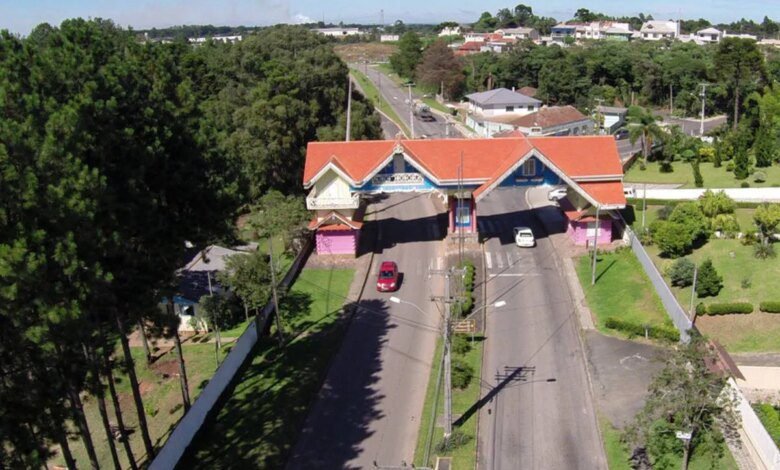 Cidade 30 km de Curitiba processa 12% de todo o combustível do Brasil