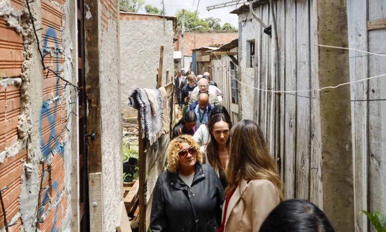 Cohab apresenta proposta de 256 novas moradias para comunidade na CIC