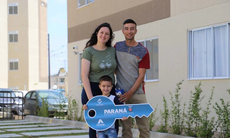 Cohapar entrega 128 moradias em Araucária, beneficiando famílias de baixa renda