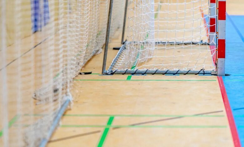 Criança de 12 anos morre após acidente com trave no Paraná