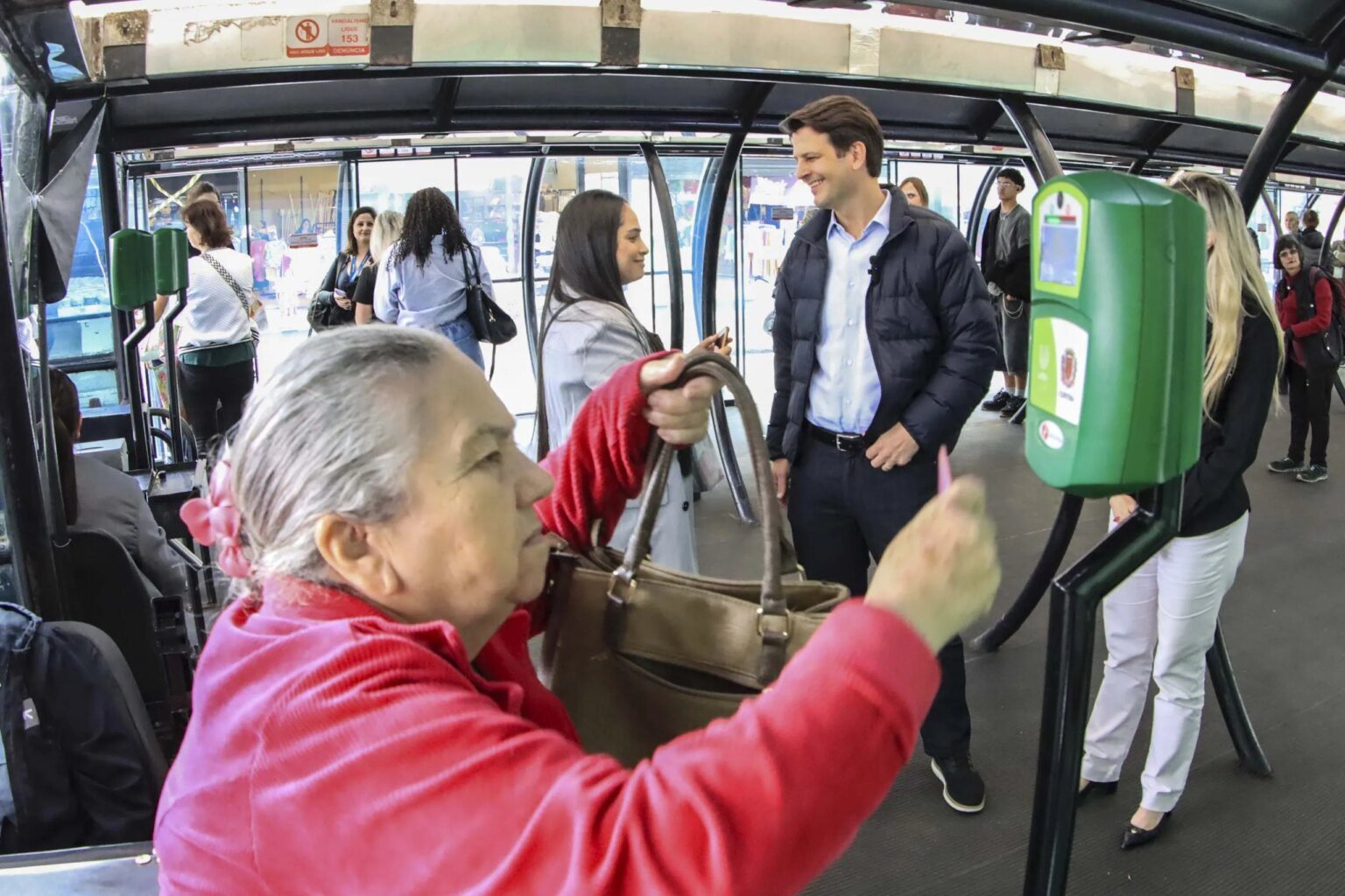 Curitiba amplia integração no transporte coletivo do Centro Curitiba amplia integração temporal no transporte coletivo no Centro