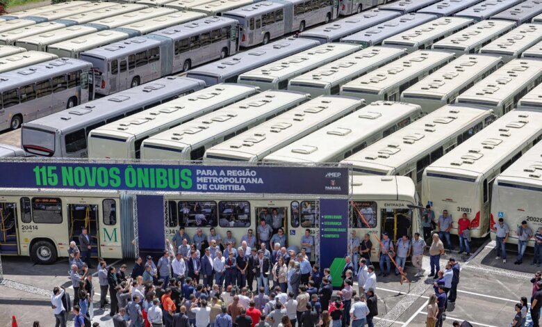 Grande Curitiba recebe 115 novos ônibus para transporte metropolitano