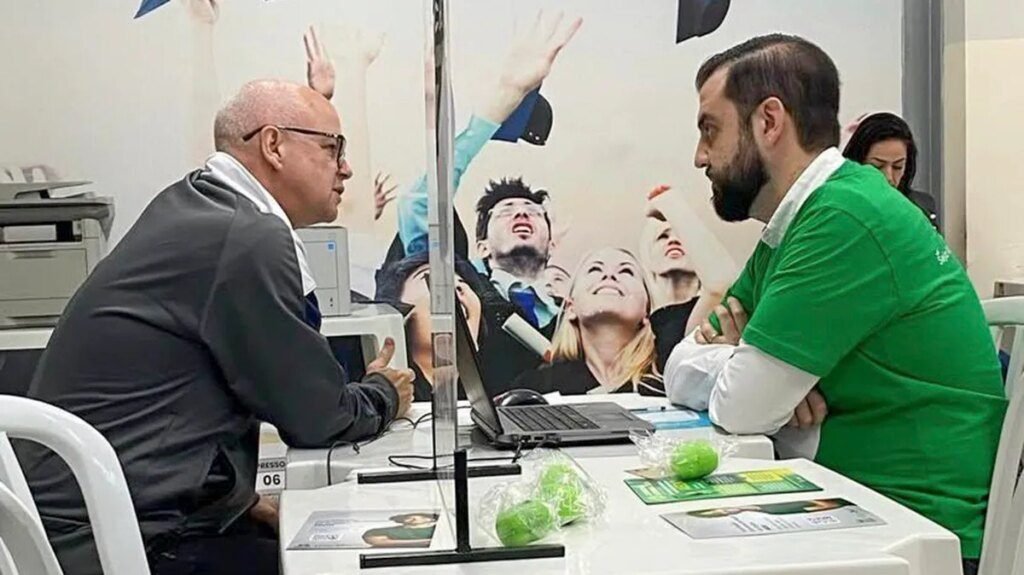 Curitiba recebe eventos para migrantes e idosos neste sábado