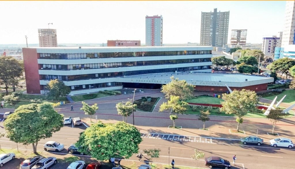 Feriado da Consciência Negra: serviços públicos abertos e fechados Fique por dentro do feriado em Cascavel. Repartições públicas estarão fechadas na quinta e na sexta, com retorno na segunda - Foto: Secom