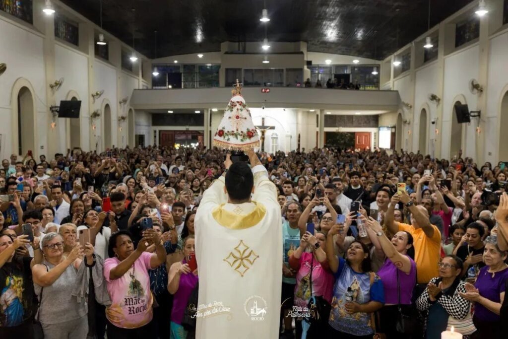 Festa do Rocio leva fé e tradição para ruas de Paranaguá