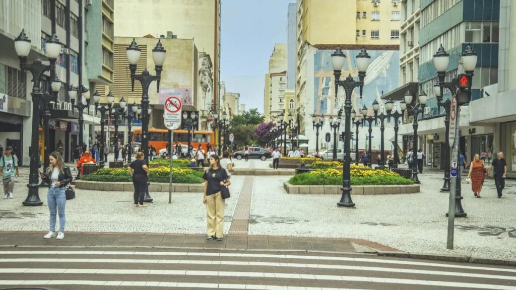 IBGE divulga os nomes e sobrenomes mais frequentes em Curitiba IBGE revela os nomes e sobrenomes mais comuns em Curitiba