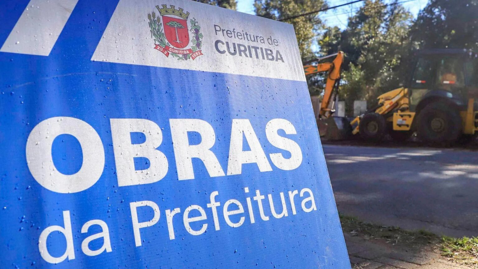 Obras em bairros de Curitiba travam trânsito; Saiba onde não circular