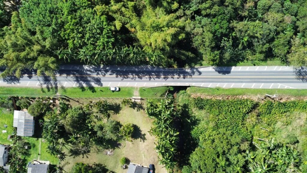 PR-408, em Morretes, ficará em 'Pare e Siga' a partir desta terça