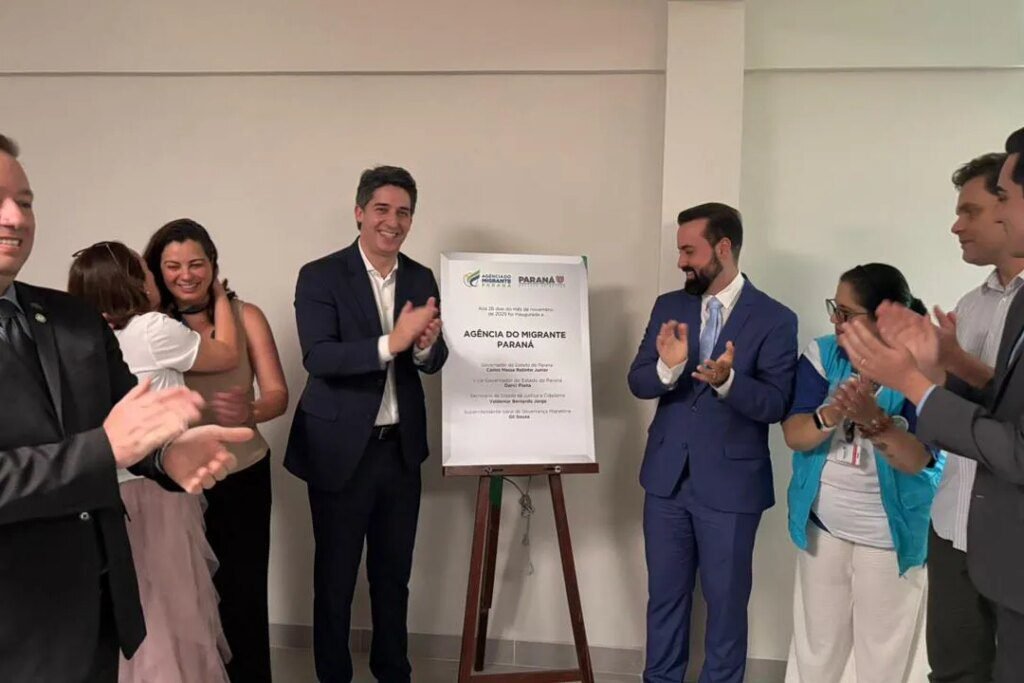 Paraná lança a primeira agência pública para migrantes no Brasil Paraná inaugura primeira agência pública de serviços para migrantes do Brasil