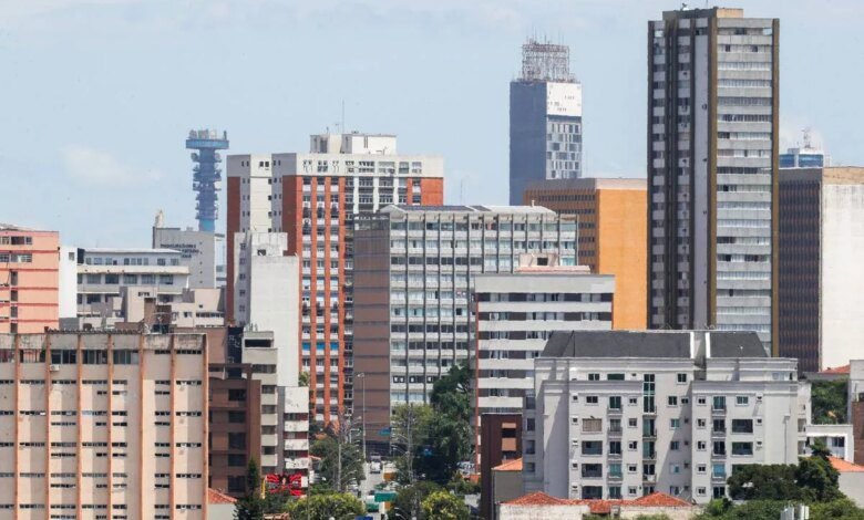 Projeto quer limitar reajustes abruptos no IPTU de Curitiba