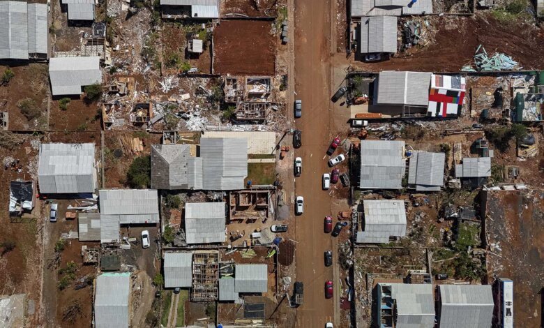 Reconstrução avança em Rio Bonito do Iguaçu após tornado