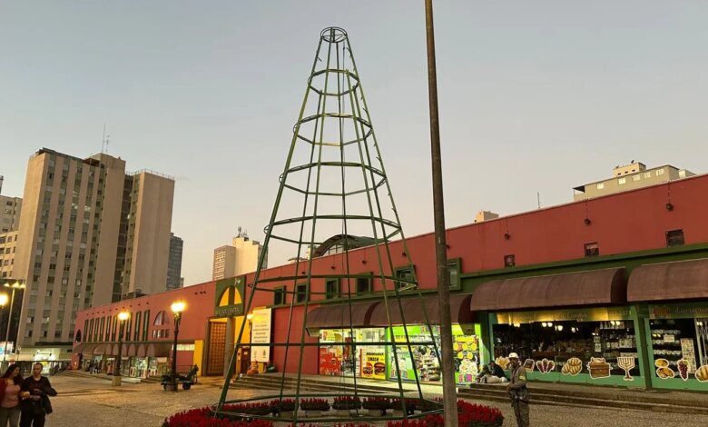 Ruas da Cidadania recebem decoração e autos natalinos em Curitiba