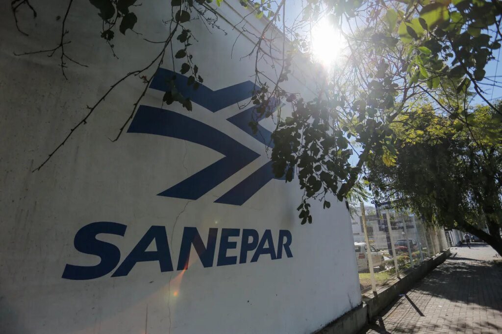 Sanepar perdoa juros e oferece mega parcelamento de dívidas